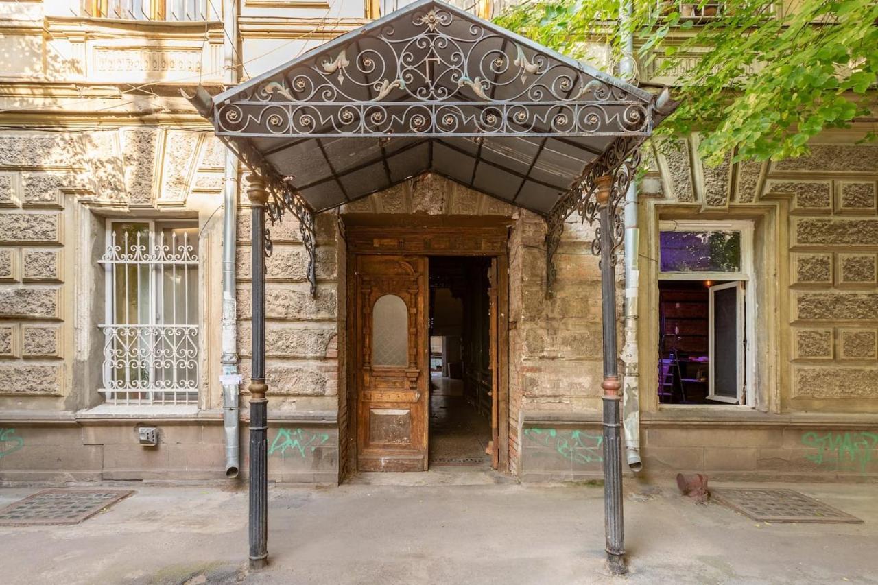 Old Piano Apartment Tbilissi Extérieur photo